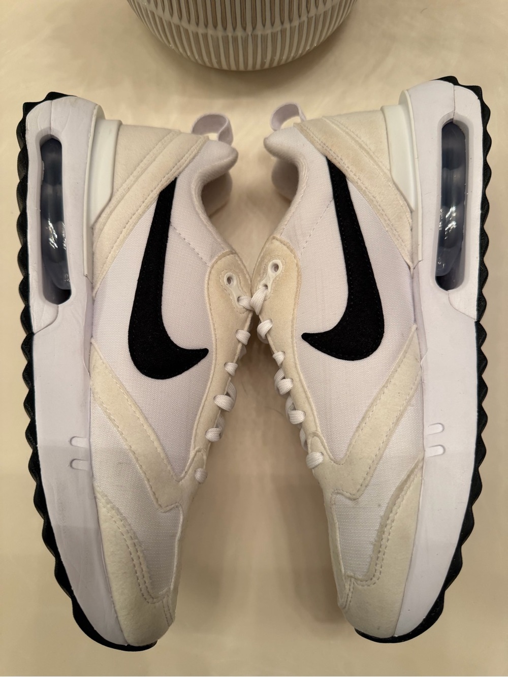 Nike Air Max Dawn - Picture 10 of 11
